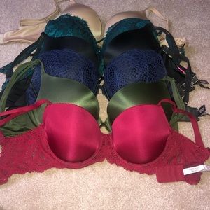 VICTORIAS SECRET BRA BUNDLE👙